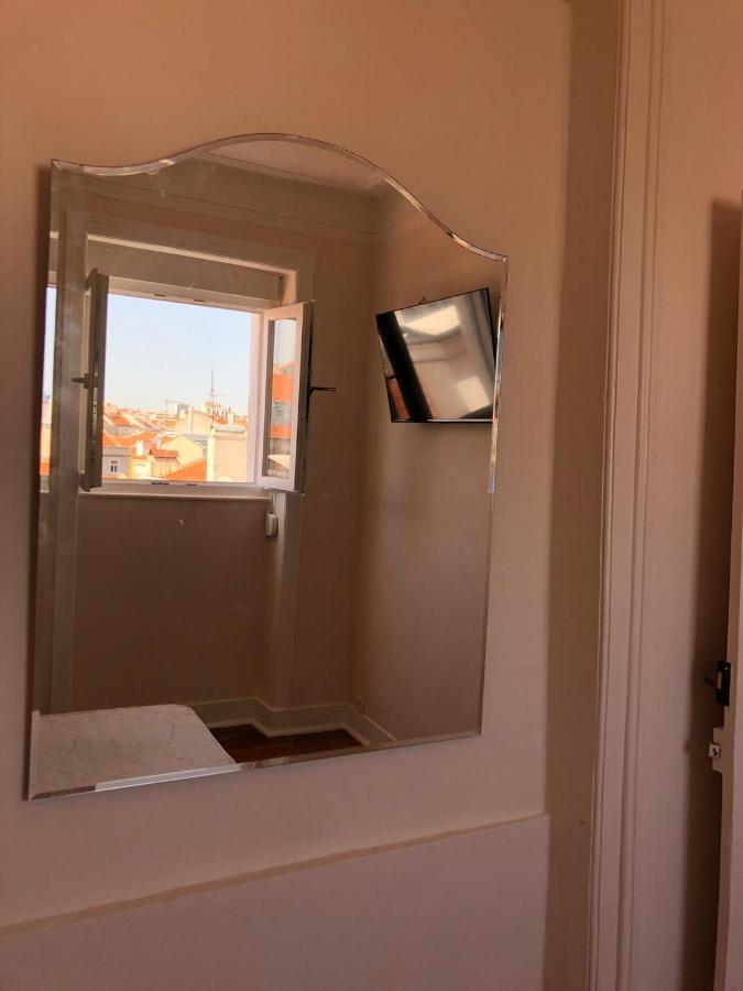 Angels Homes-N27, 3ºfloor - Bairro Tipico, Centro Lisboa Luaran gambar