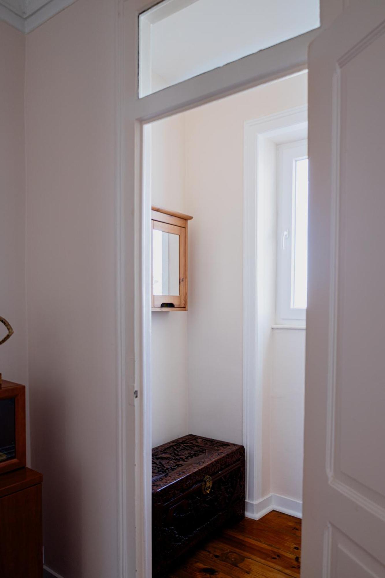 Angels Homes-N27, 3ºfloor - Bairro Tipico, Centro Lisboa Luaran gambar