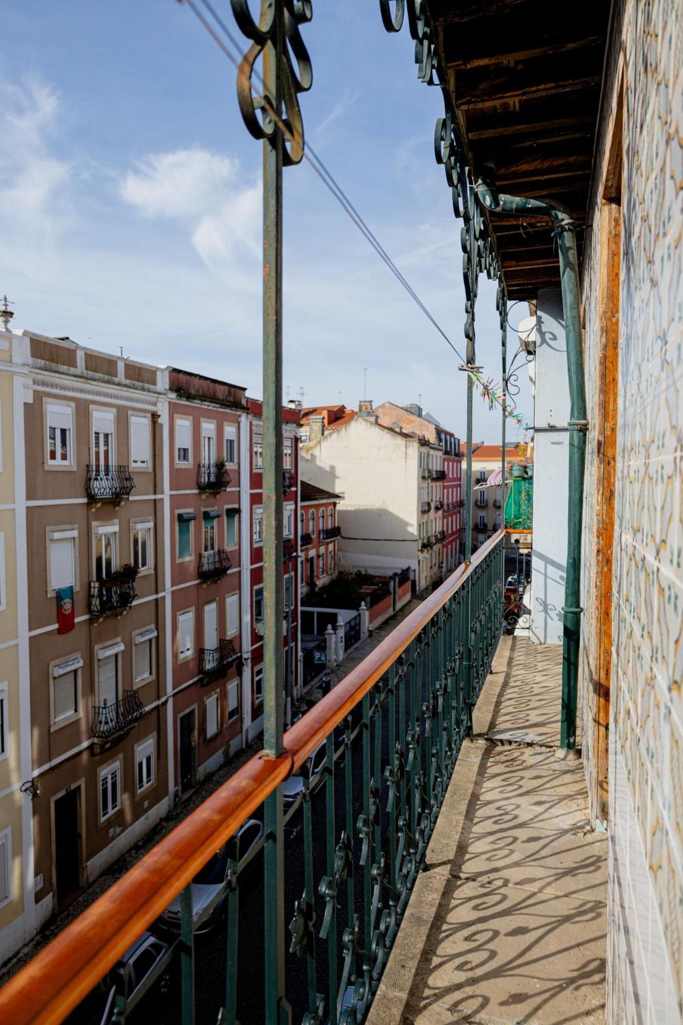 Angels Homes-N27, 3ºfloor - Bairro Tipico, Centro Lisboa Luaran gambar