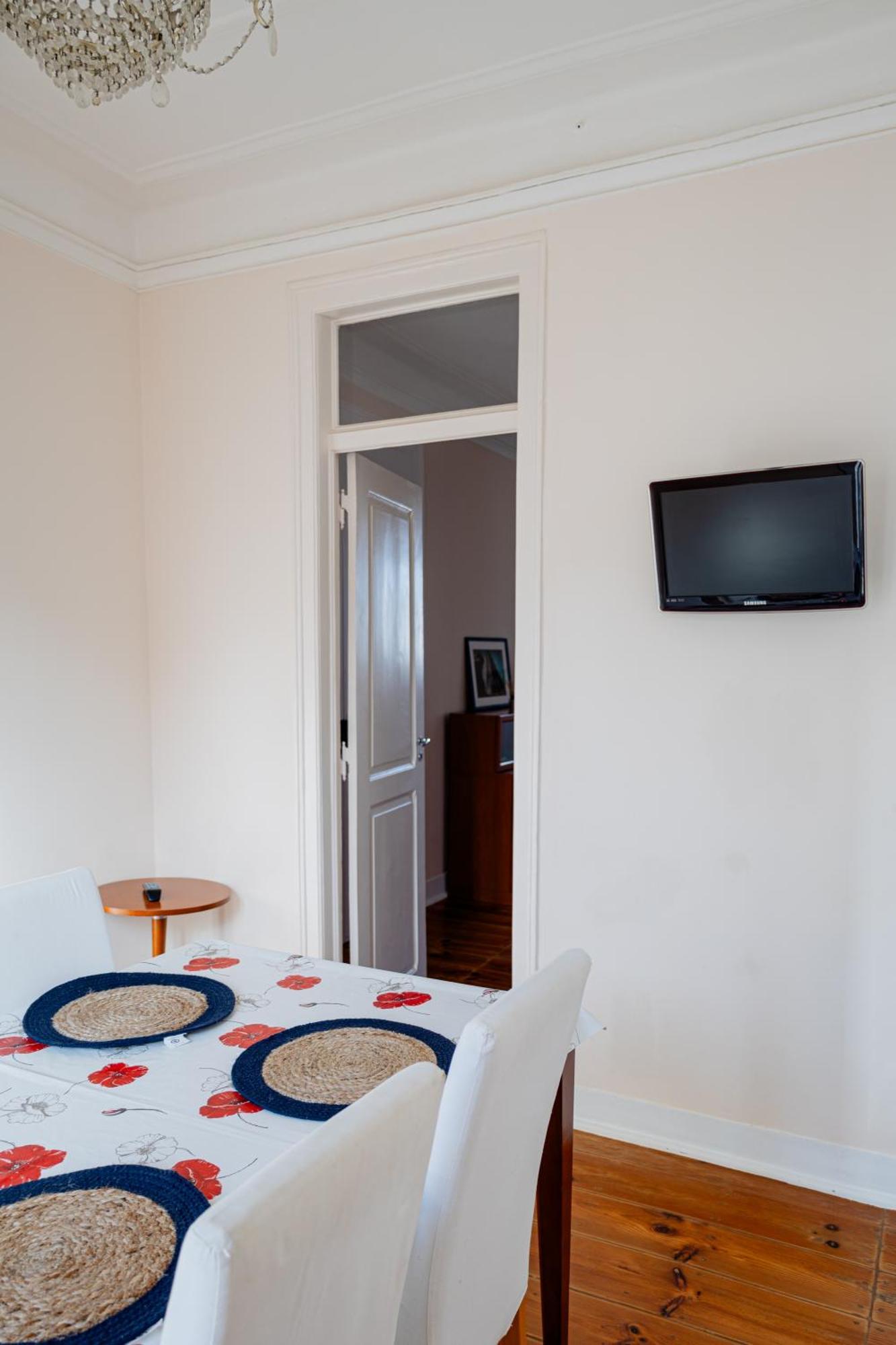 Angels Homes-N27, 3ºfloor - Bairro Tipico, Centro Lisboa Luaran gambar